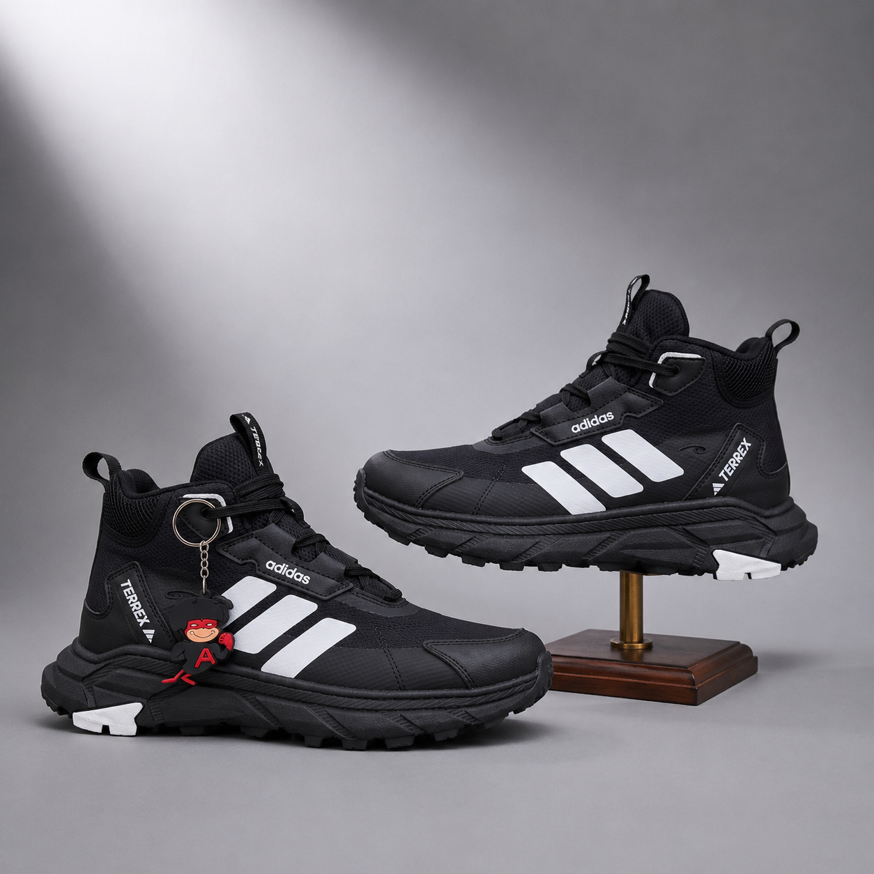BOTA ADIDAS